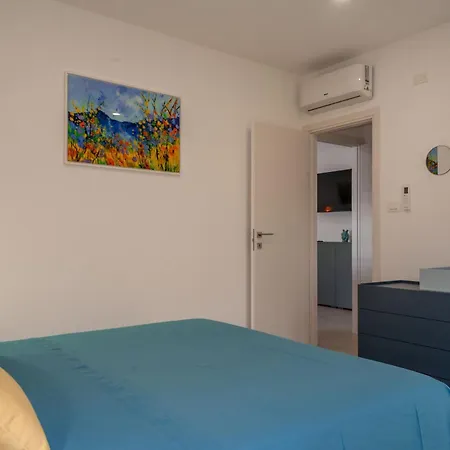 Mustlovesicily - New With Etna And Sea View Apartment